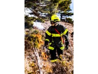 MSA SAFETY - F2XR kaciga za šumske požare i tehničko spašavanje EN 16471 sa zaštitnim naočalama