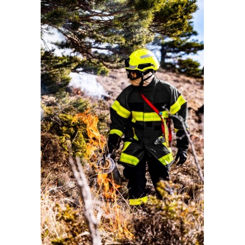 MSA SAFETY - F2XR kaciga za šumske požare i tehničko spašavanje EN 16471 sa zaštitnim naočalama